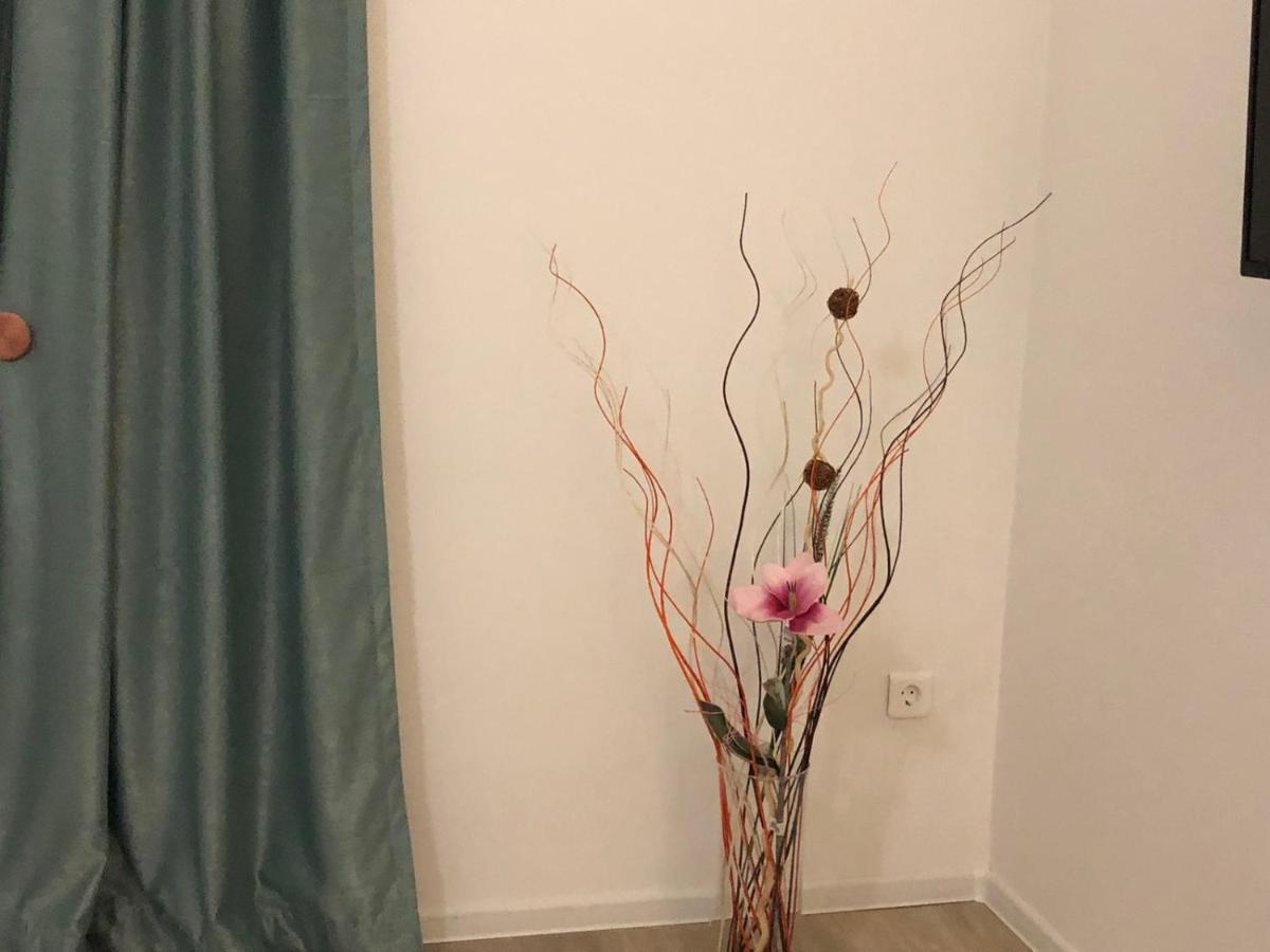 O..C.. Lux Apartments ซาราเยโว ภายนอก รูปภาพ