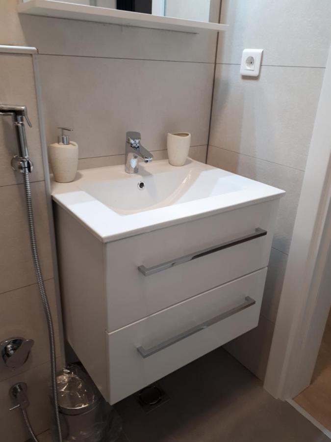 O..C.. Lux Apartments ซาราเยโว ภายนอก รูปภาพ